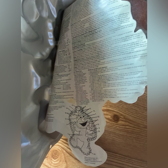 Wilton Elmo Cake Pan 1996 Sesame Street - Picture 5 of 8